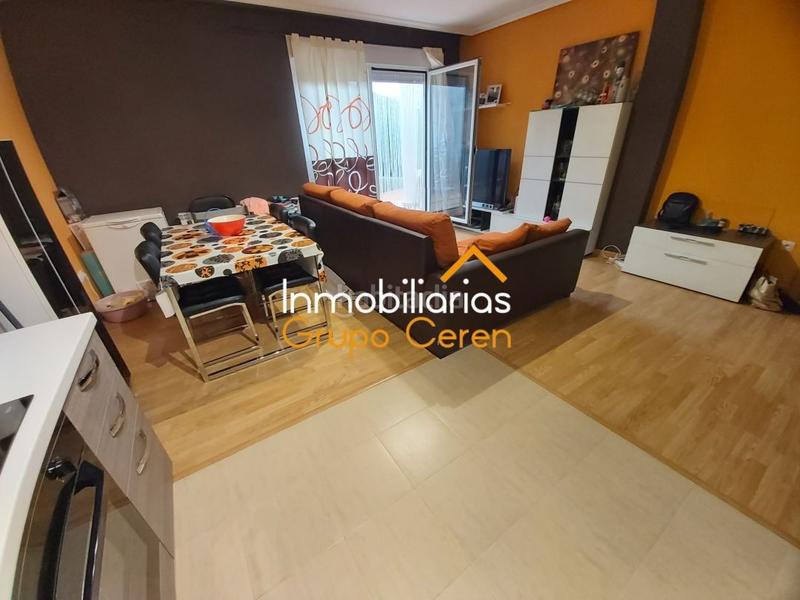 Foto e475f1eb-6a4a-4216-a63f-bb2b37d19317. Piso en grañon, ven a descubrir este coqueto bajo en urbanización con piscina en Grañón