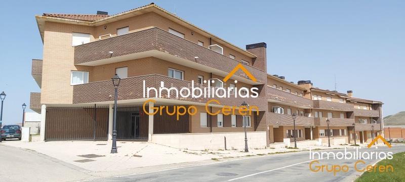 Foto fb706e99-9cd2-4054-aa39-798df685e099. Piso en grañon, ven a descubrir este coqueto bajo en urbanización con piscina en Grañón