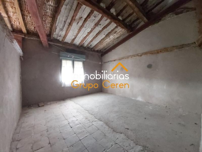Foto 215f215a-23ea-497f-a406-e3a4e3422b30. Casa en ochanduri, casa de pueblo para entrar a vivir con patio en Ochánduri