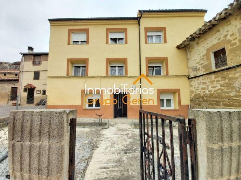 Foto 4397b089-4d72-42f1-8de6-56ac66a91500. Casa en ochanduri, casa de pueblo para entrar a vivir con patio en Ochánduri