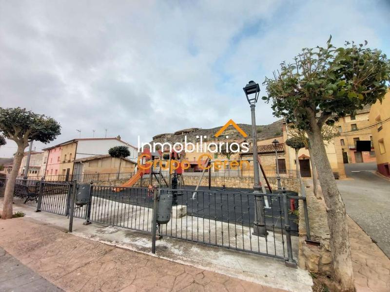 Foto 8c08537f-0ca9-4ff0-ae0d-8c721926c630. Casa en ochanduri, casa de pueblo para entrar a vivir con patio en Ochánduri