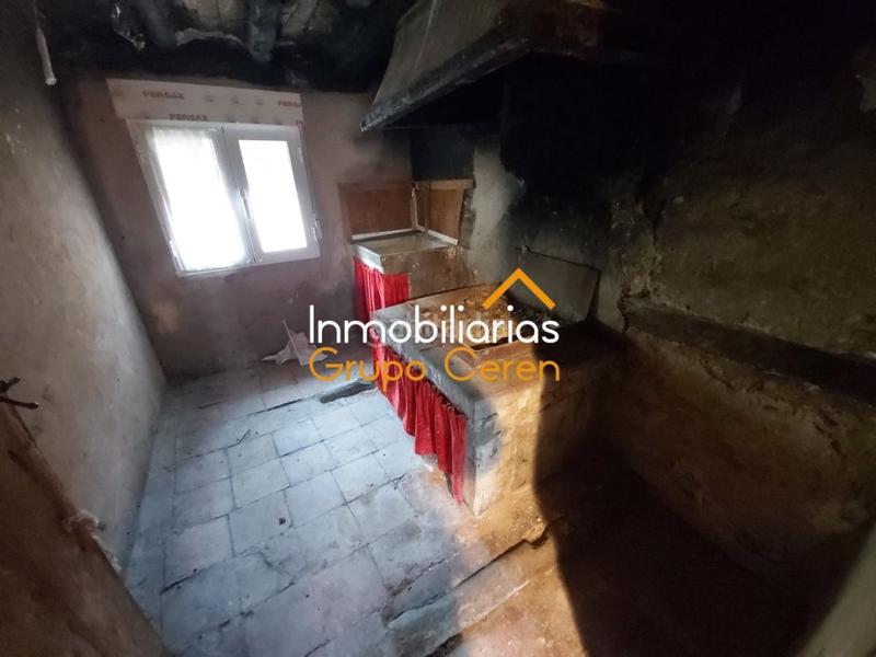 Foto e9de29dc-42cf-4b97-a2a2-7cddf68d6942. Casa en ochanduri, casa de pueblo para entrar a vivir con patio en Ochánduri