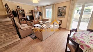 Casa adossada a Redecilla del Camino. Venta enexclusiva!!!  chalet adosado prácticamente nuevo,con amp