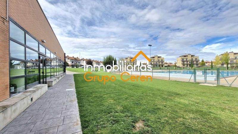 Foto 80d15b92-e10d-428f-b0be-0301b0a9c87c. Terreno residencial en Cirueña