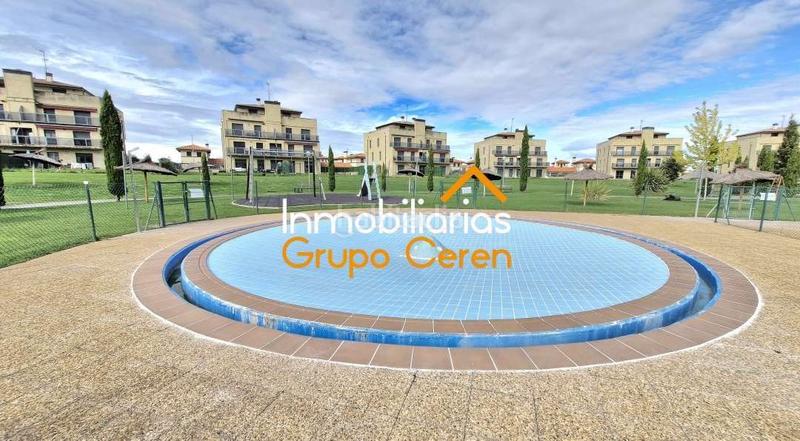 Foto 8af477f3-bf6e-4a7e-9325-770b5f61daae. Terreno residencial en Cirueña