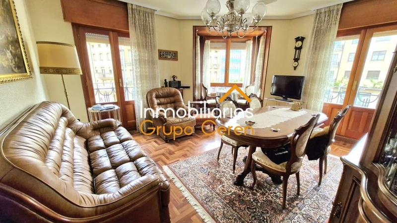 Foto 35e5aa80-2a84-4ea9-b5fb-0d461b917ae2. Appartement avec chauffage dans Santo Domingo de la Calzada