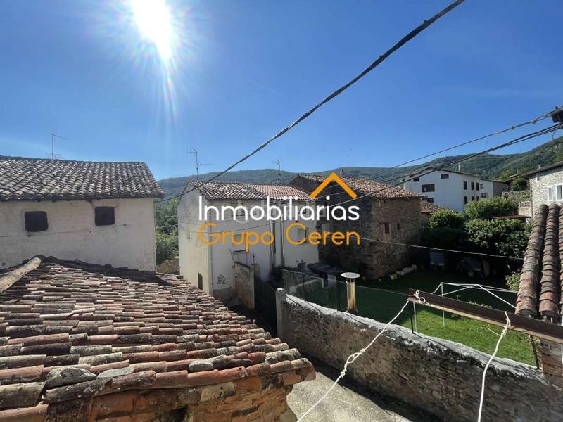 Foto 5ea11c8b-6280-42a1-91d1-c1381d508000. Casa casona de tres plantas de 170 m2 cu en Ojacastro