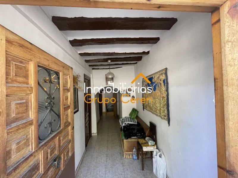 Foto 8fd34ea3-d7f7-4f8c-9793-2b6b90c41482. Casa casona de tres plantas de 170 m2 cu en Ojacastro
