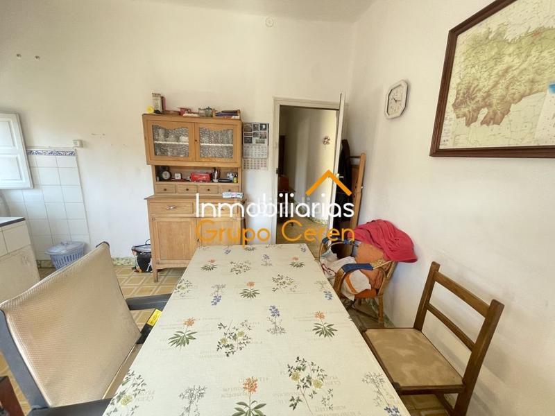 Foto b04ea2af-518f-4dee-bad5-7fd561fed2c9. Casa casona de tres plantas de 170 m2 cu en Ojacastro