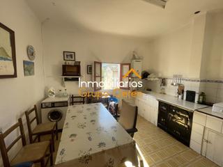 Casa en Ojacastro. Casona de tres plantas de 170 m2 cu en ojacastro