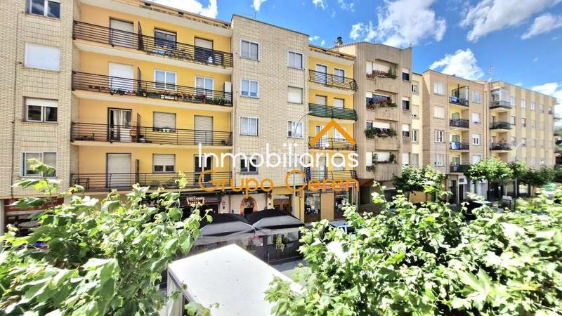 Foto 874a5ae5-5400-48c5-9a59-8fc5de1928e9. Appartement avec chauffage parking dans Santo Domingo de la Calzada