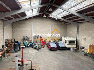 Nau industrial a Ezcaray