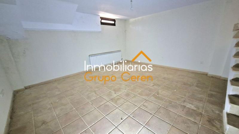 Foto 5e427c90-ba9d-4384-b567-618c5b176bec. Casa adossada amb calefacció aparcament a Alesanco