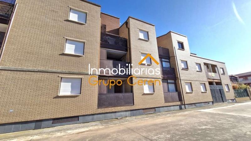 Foto 7f179516-73b6-4b6b-8dc8-5b4ee6add353. Casa adossada amb calefacció aparcament a Alesanco