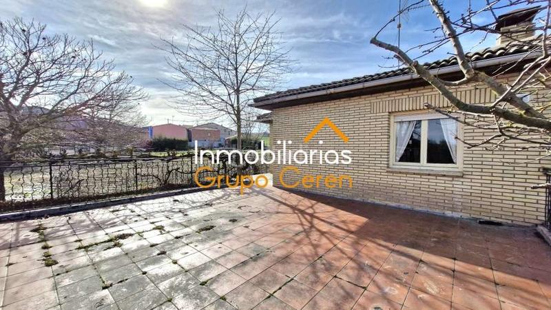 Foto 558822a4-619d-4f63-b809-c34c139875dd. Chalet avec chauffage parking dans Villarta - Quintana