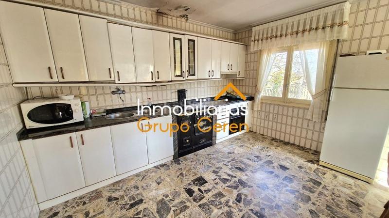 Foto 578cbbff-ce1d-4c76-81ab-2d2b0498a431. Chalet avec chauffage parking dans Villarta - Quintana