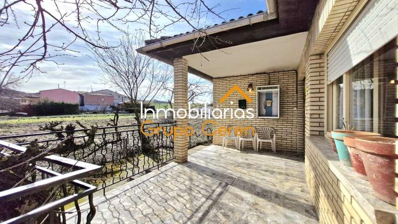 Foto 7f45e931-e39a-4c47-b423-5496cee7b733. Chalet avec chauffage parking dans Villarta - Quintana