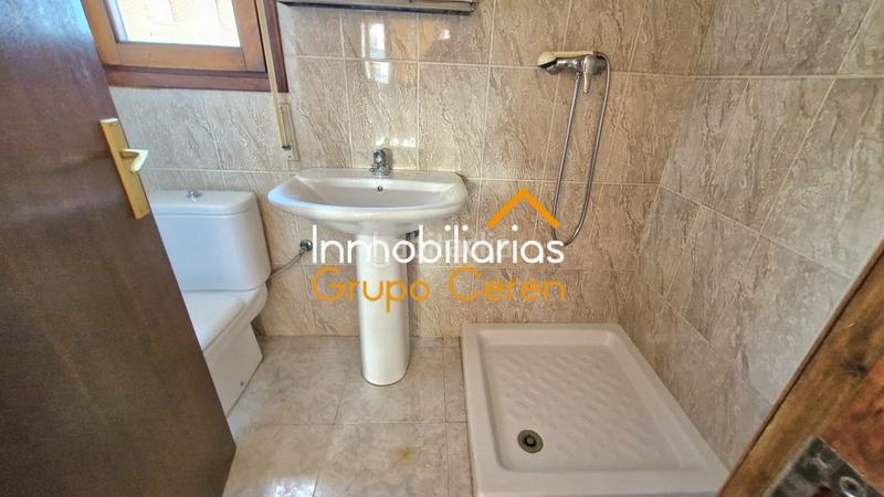 Foto 8ef65703-7afe-45a2-a34b-43bc95d56246. Chalet avec chauffage parking dans Villarta - Quintana