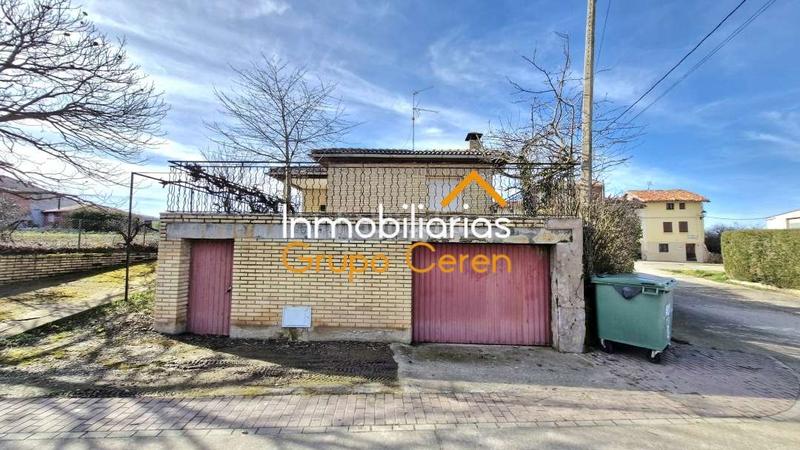 Foto cc353d9d-0257-44ba-97ec-c07b5738d297. Chalet avec chauffage parking dans Villarta - Quintana