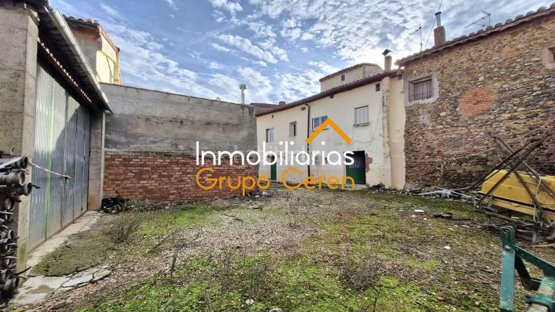 Foto 00df8587-63f5-4e0d-a085-401d1ee8b286. Casa amb calefacció aparcament a Cirueña