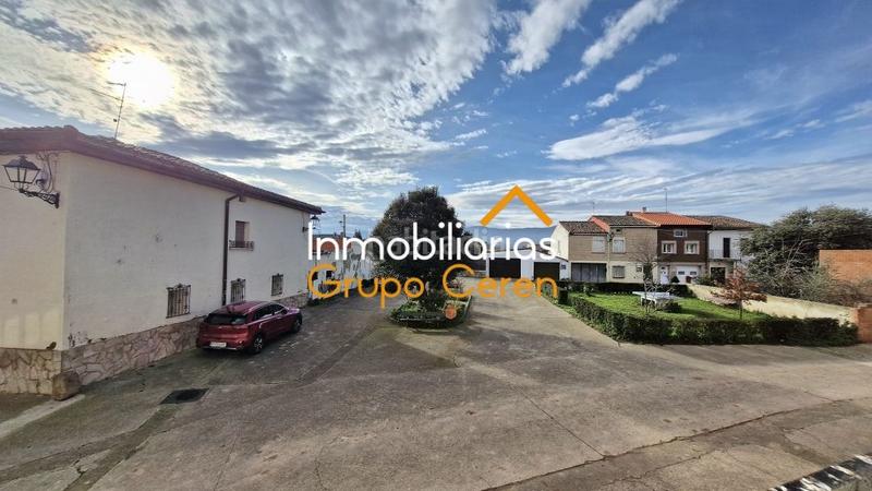 Foto 36ddf15e-b1e4-4852-9d88-6ff98c453096. Casa amb calefacció aparcament a Cirueña