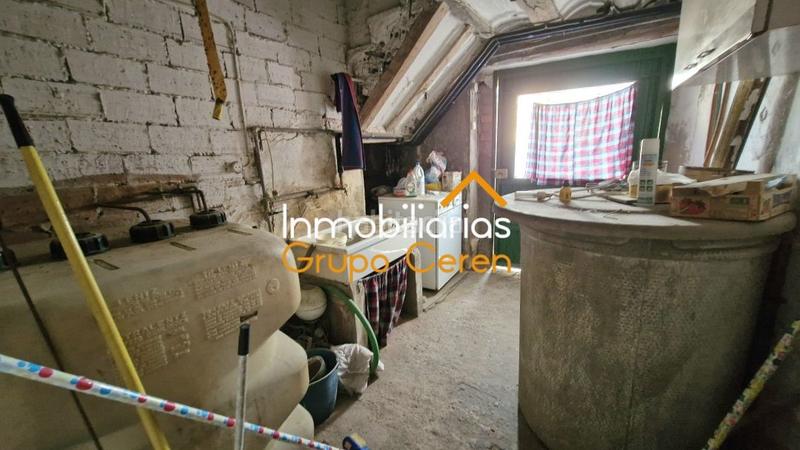 Foto 72742b9e-8031-4144-85c4-05a813cc7f66. Casa amb calefacció aparcament a Cirueña