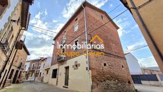 Casa a Canillas de Río Tuerto. Ven a respirar el aire puro de este entorno lleno de historia. d