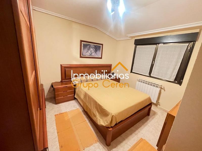 Foto 0dd7a1db-7497-42de-bf26-c7a9369b4062. Haus mit heizung parking in Santurdejo