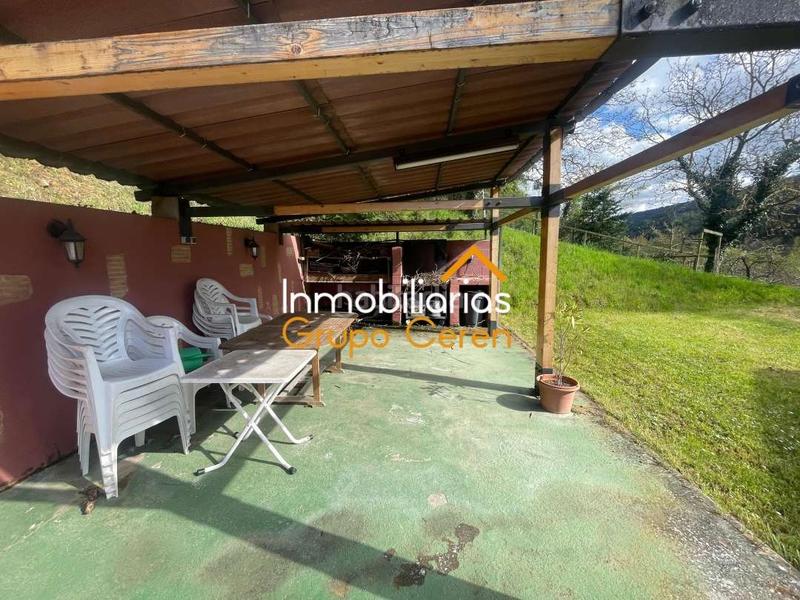 Foto b36bdd0e-59b4-4a90-baf9-ee1f9a27eadc. Haus mit heizung parking in Santurdejo