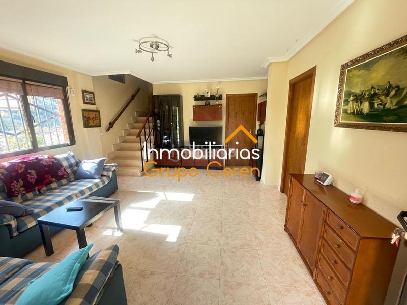 Foto e2a309bb-27dc-4d10-ad3a-f4184ff773c4. Haus mit heizung parking in Santurdejo