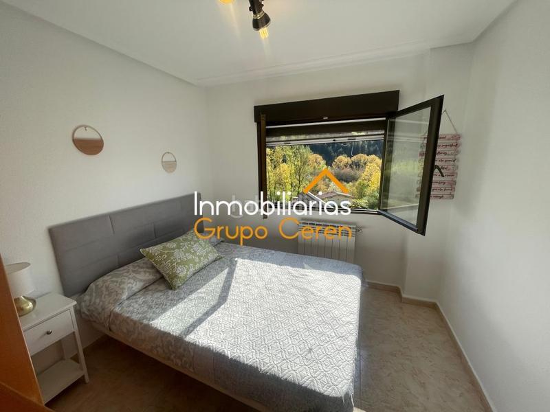 Foto f4a04bb7-d20e-4378-a0d7-78122ed6c05d. Haus mit heizung parking in Santurdejo