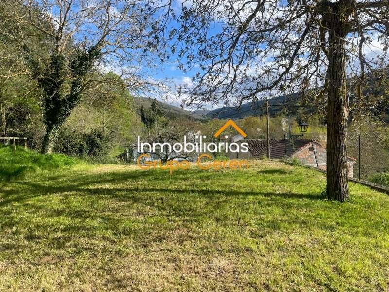 Foto f52f7b8c-7ff7-49af-a5bc-915883f92ef1. Haus mit heizung parking in Santurdejo