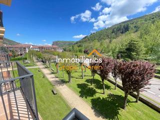 Apartament a Ezcaray. Coqueto apartamento con vistas al río