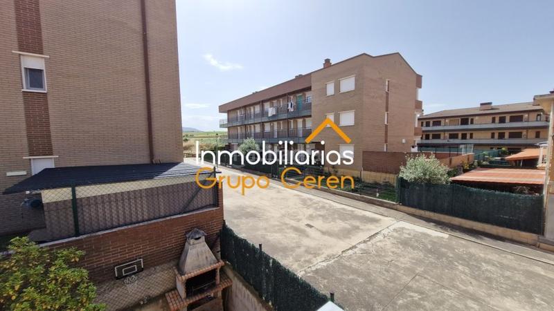 Foto 402d01eb-0a9a-494f-8619-bd05a423b384. Casa adosada adosado en esquina, una localidad perfecta vivir de continuo o venir a disfrutar los fines de semana. en Alesanco