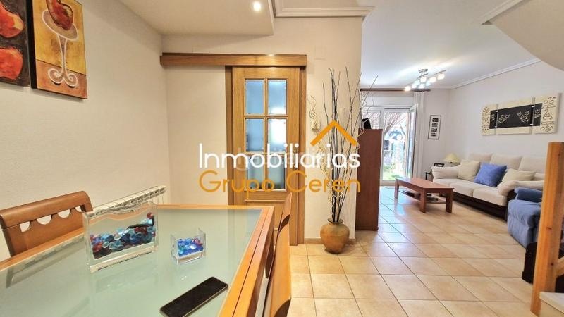 Foto 55f84aac-b64c-4354-976b-b3f79900c7a0. Casa adosada adosado en esquina, una localidad perfecta vivir de continuo o venir a disfrutar los fines de semana. en Alesanco