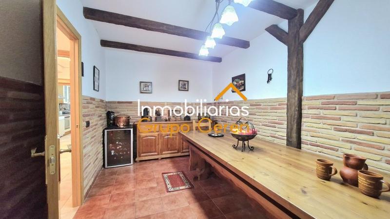 Foto b0c5ba89-3a94-4fda-aa77-46ad61fccbaf. Casa adosada adosado en esquina, una localidad perfecta vivir de continuo o venir a disfrutar los fines de semana. en Alesanco