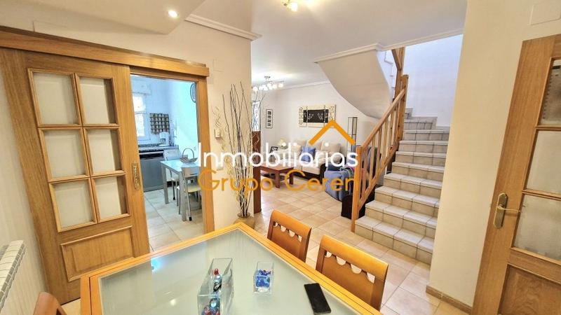 Foto bb721368-2e6b-4830-a512-4b21348a7b6e. Casa adosada adosado en esquina, una localidad perfecta vivir de continuo o venir a disfrutar los fines de semana. en Alesanco
