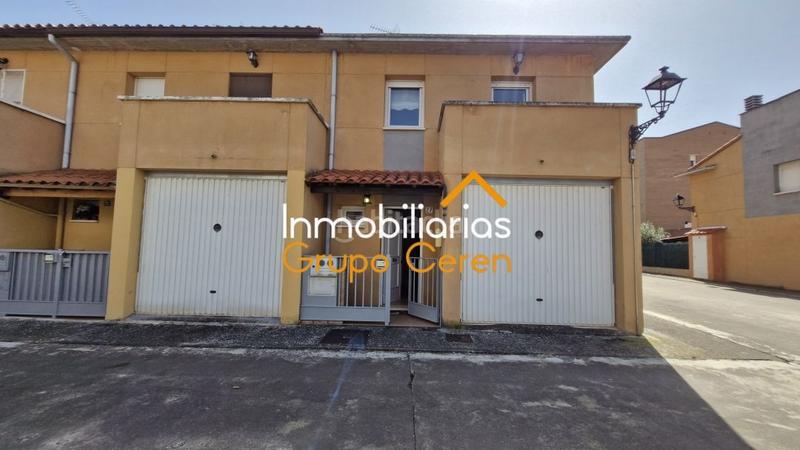 Foto e4718b97-a664-42f8-99f5-355511035c10. Casa adosada adosado en esquina, una localidad perfecta vivir de continuo o venir a disfrutar los fines de semana. en Alesanco
