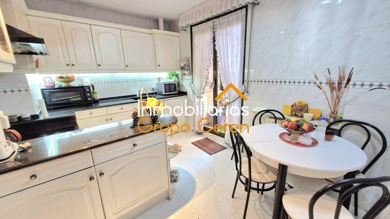 Foto 0b8d8552-7c65-4d0e-bd6d-885e1f9f5aa5. Piso amplio piso con dos terrazas y garaje en opcional en el centro de la ciudad en Santo Domingo de la Calzada