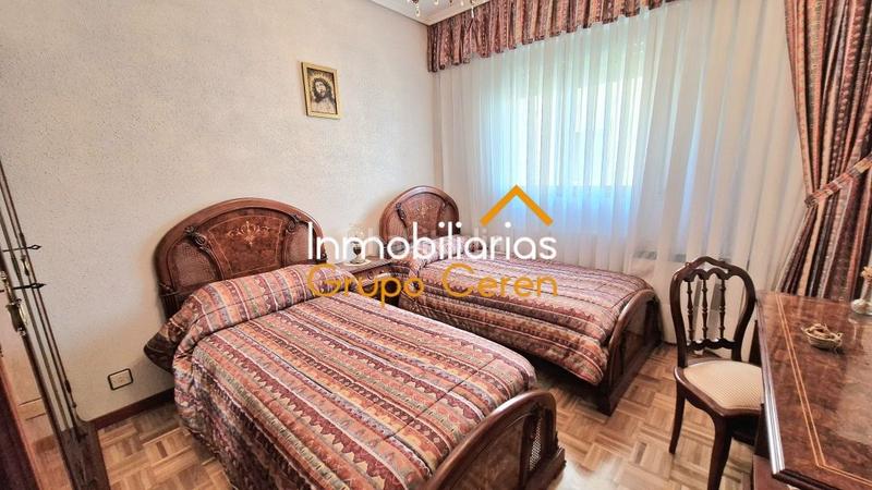 Foto 4e7a39d0-cf94-4b6b-b6aa-54b053dd76b1. Piso amplio piso con dos terrazas y garaje en opcional en el centro de la ciudad en Santo Domingo de la Calzada