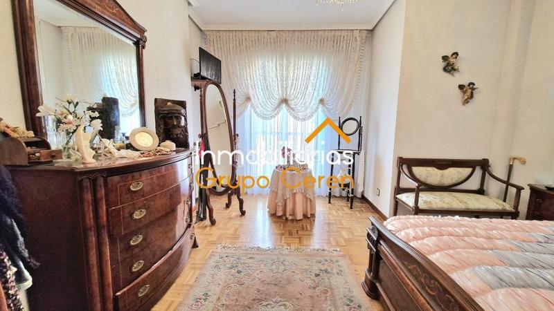 Foto eb0eb4a1-7cc3-4aa3-9af1-97a782eedb3f. Piso amplio piso con dos terrazas y garaje en opcional en el centro de la ciudad en Santo Domingo de la Calzada