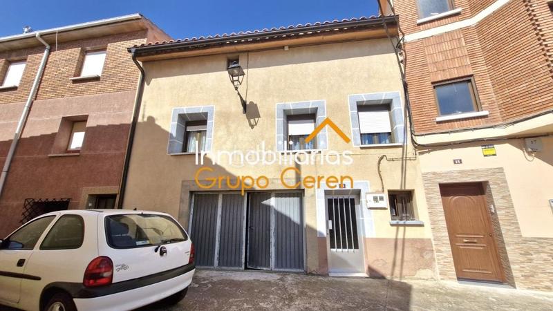 Foto 2cdf92c7-02e2-4146-a16b-7f6ea6b1798f. Casa en Tormantos