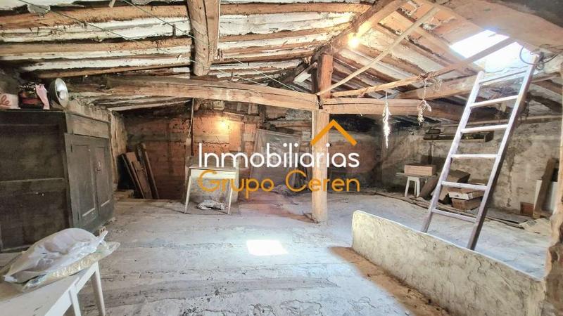 Foto 5d03a0ad-f2c3-4438-8127-26c28b6a2dd8. Casa en Tormantos