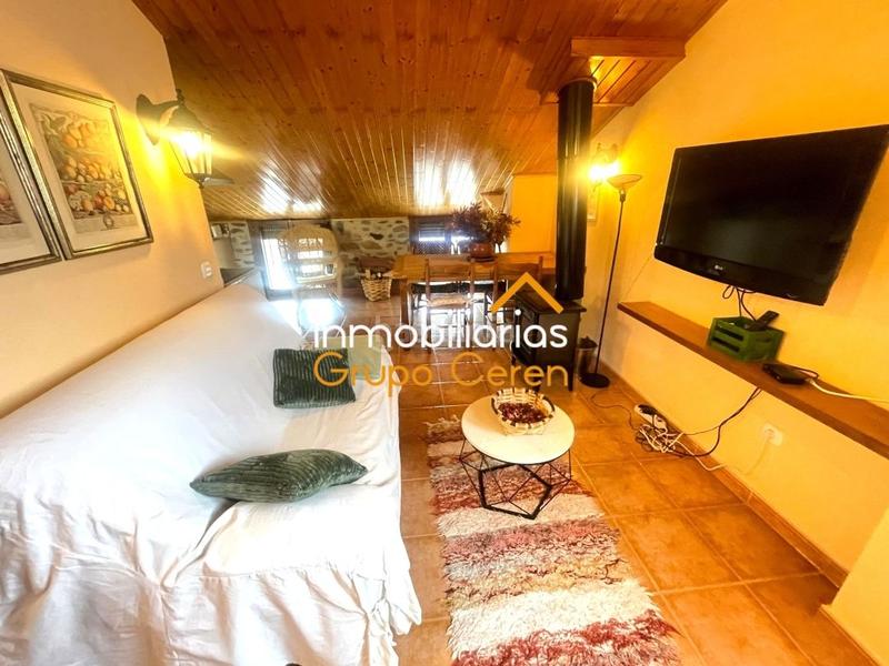 Foto cc45009f-895e-483b-9e35-8bf54f5d9e97. Àtic a calle las teñas 20 a Ezcaray