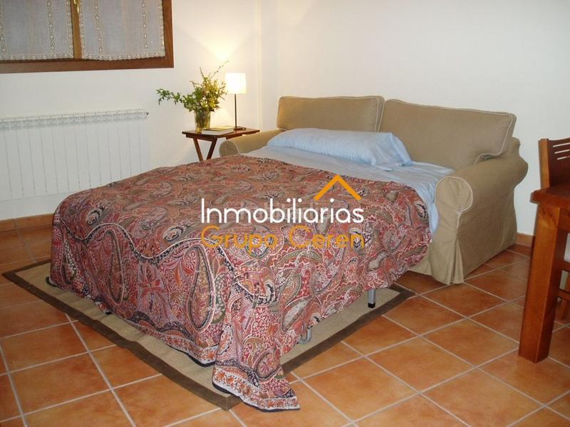 Foto 51668c2e-d6b6-4081-b2f3-a115e1f40650. Piso en calle trasera de san lázaro 3 apartamento ideal inversores! en Ezcaray