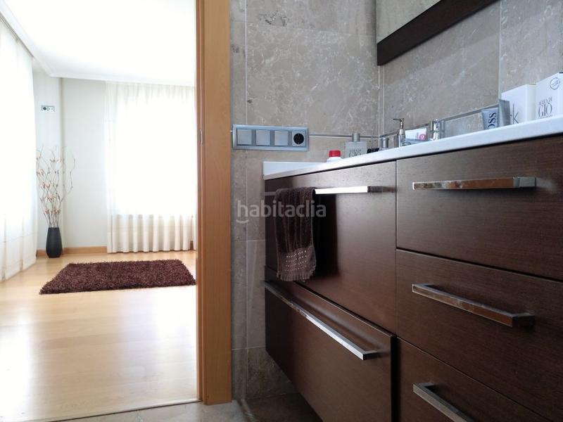 Foto 2126e4ab-dccf-4c5f-b899-5c2800350fb0. Chalet impresionante chalet de lujo en el paseo de la carrera en Santo Domingo de la Calzada