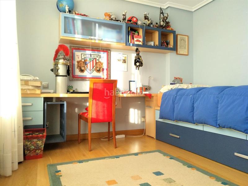 Foto 2fcc5cab-394d-44d6-9820-753f436c54bd. Chalet impresionante chalet de lujo en el paseo de la carrera en Santo Domingo de la Calzada
