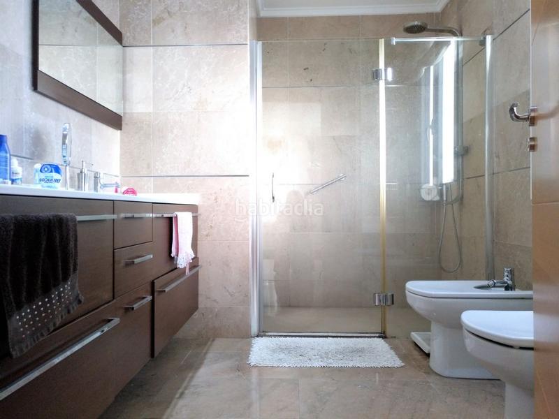 Foto a663cb26-9336-42d0-af65-a852b626ac43. Chalet impresionante chalet de lujo en el paseo de la carrera en Santo Domingo de la Calzada