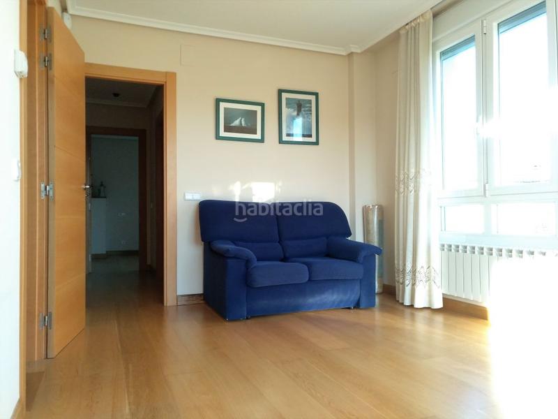 Foto c4dcb5d7-a76c-423c-9c0b-6ac46adc5a37. Chalet impresionante chalet de lujo en el paseo de la carrera en Santo Domingo de la Calzada