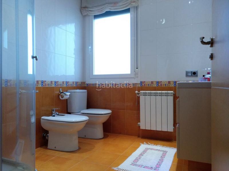 Foto cd14dd4d-63ff-4639-b1c4-c7add840a6b2. Chalet impresionante chalet de lujo en el paseo de la carrera en Santo Domingo de la Calzada
